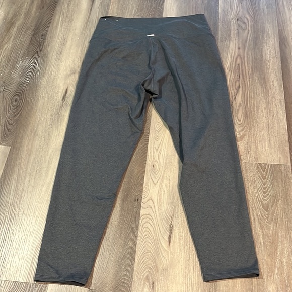 Aerie Chill Play Move Gray Leggings - Picture 7 of 9